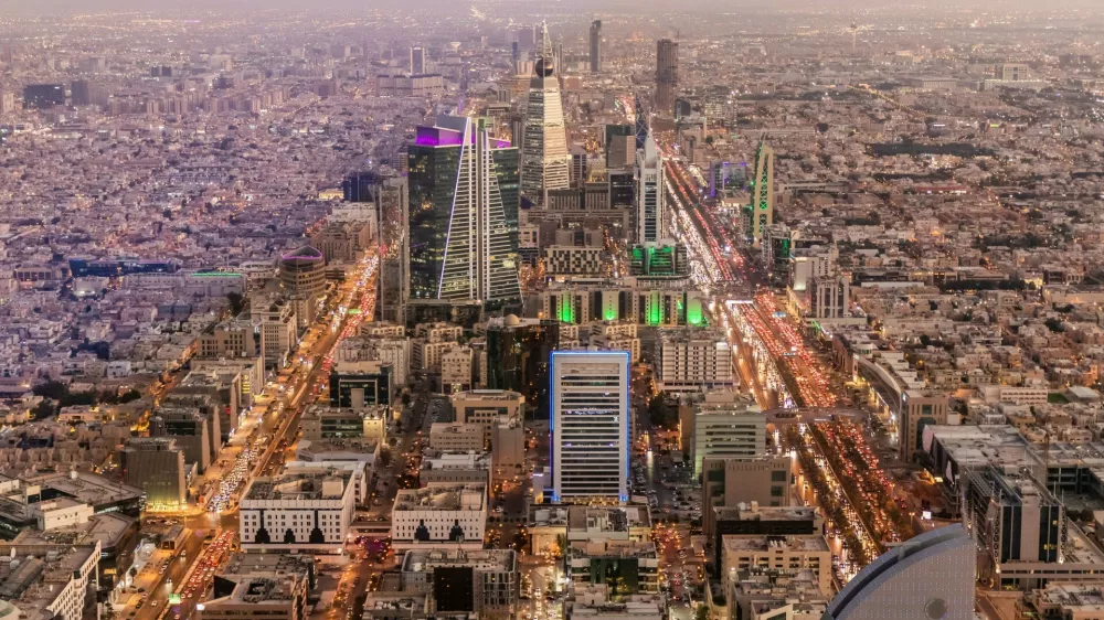 Evening aerial view of Riyadh, capital of Saudi Arabia,Image: 1062212235, License: Royalty-free, Restrictions:, Model Release: no