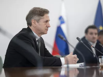 Ljubljana, Drzavni zbor.Seja preiskovalne komisije DZ o ugotavljanju zlorab in nezakonitosti pri gradnji povezovalnega kanala C0.