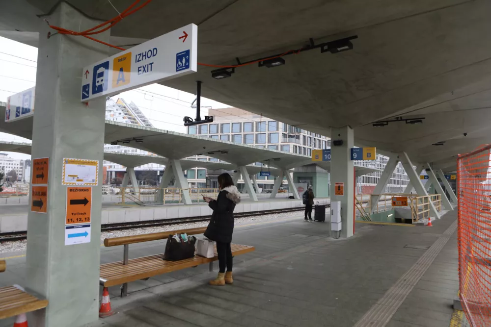 železni&scaron;ka postaja zaprta za vikend foto luka cjuha