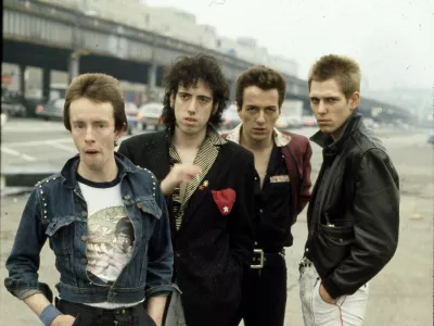 (left to right) Drummer Nicky 'Topper' Headon, guitarist Mick Jones, singer Joe Strummer (1952 - 2002) and bassist Paul Simonon of British punk group The Clash in New York in 1978. (Photo by Michael Putland/Getty Images)