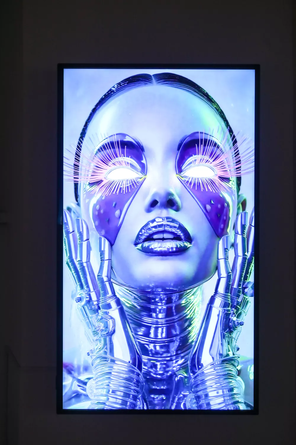 Futuristični avatarji v realnem svetu