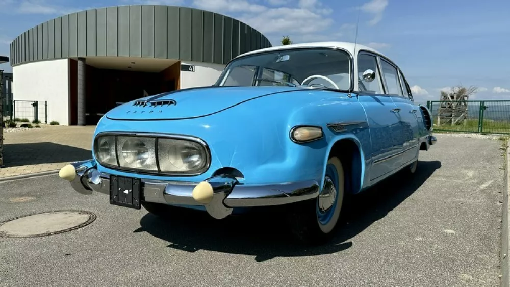 Tatra 603