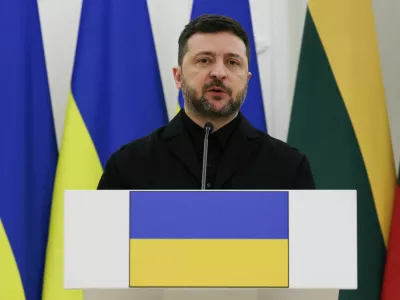 Ukrainian President Volodymyr Zelenskiy attends a press conference with Lithuanian President Gitanas Nauseda and Polish President Karol Nawrocki at the Presidential Palace in Vilnius, Lithuania, January 25, 2026. REUTERS/Kuba Stezycki