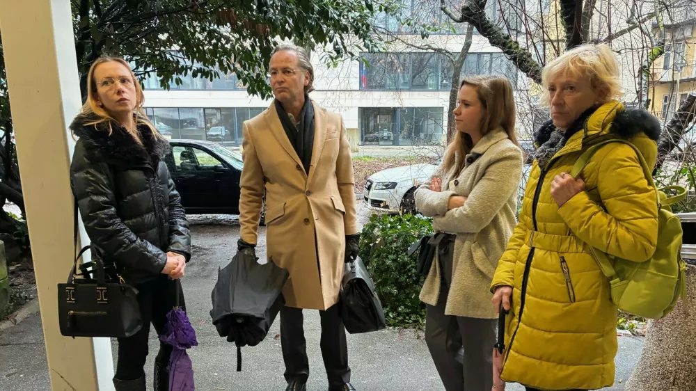 Družina pokojnega toži onkolo&scaron;ki in&scaron;titut: venski kateter vstavili v arterijo