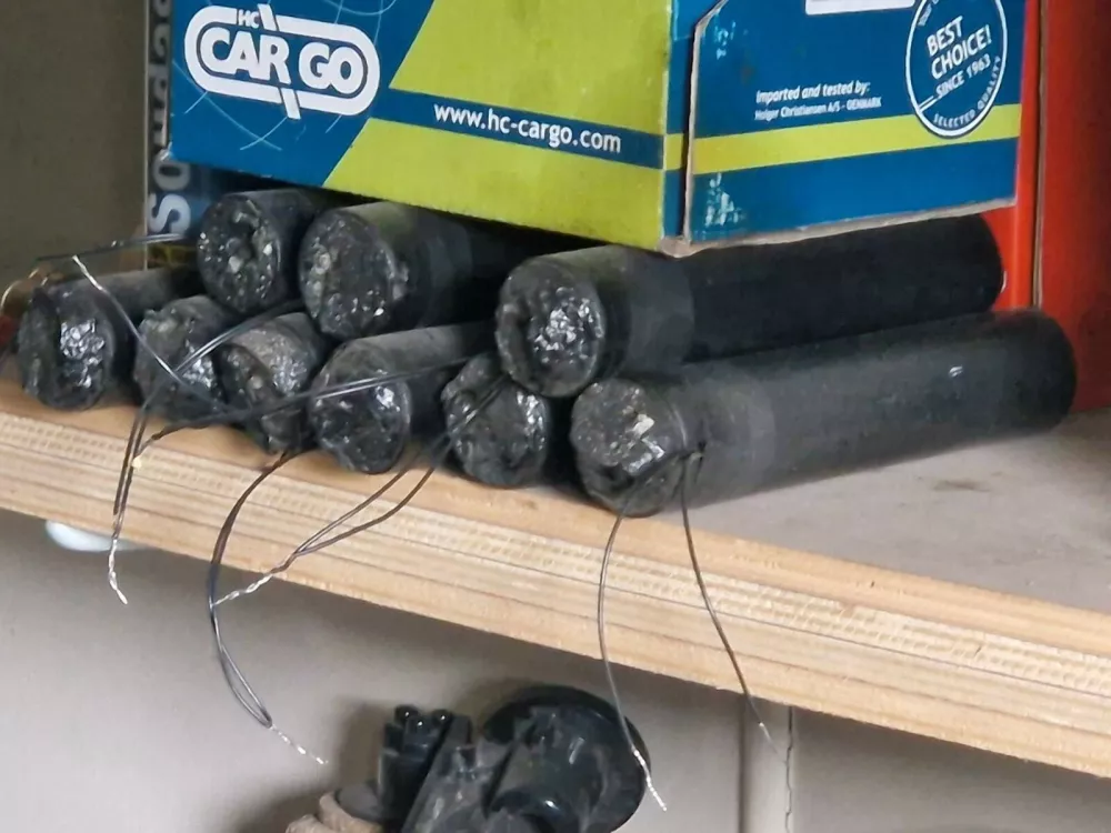 Mo&scaron;ki je v slogu filma Sam doma po hi&scaron;i nastavil pasti. 