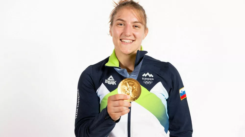Paris 2024 Olympics - Judo - Women -63 kg - Photo Session - Paris, France - July 31, 2024. Gold medallist Andreja Leski of Slovenia poses for a portrait. Thibaud Moritz/Pool via REUTERS