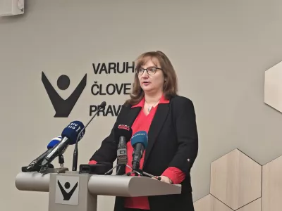 Ljubljana, Varuh clovekovih pravic.Izjava za medije varuhinje clovekovih pravic Simone Drenik Bavdek, ki je predstavila razloge za vlozitev zahteve za oceno ustavnosti 8. clena t. i. Sutarjevega zakona na ustavno sodisce.