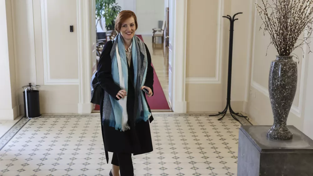 Asta Vrečko- 30.01.2024 &ndash; srečanje o dolgoročni rabi jedrske energije v Sloveniji, ki ga pripravlja predsednik vlade Robert Golob, udeležila se ga bo predsednica republike Nata&scaron;a Pirc Musar, med povabljenimi pa so tudi predsednica DZ Ur&scaron;ka Klakočar Zupančič, predsednik DS Marko Lotrič, predsedniki parlamentarnih strank ter poslanca madžarske in italijanske narodne skupnosti //FOTO: Jaka Gasar