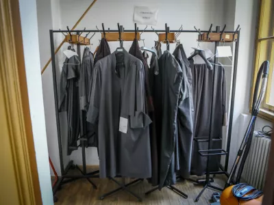 14.10.2025 - simbolična fotografija - sodi&scaron;če - sodstvo - tožilec - tožilstvo - toga - Foto: Luka Cjuha