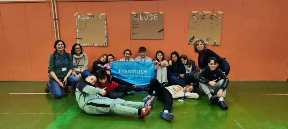 Nekateri &scaron;panski učenci so prvič uživali na snegu