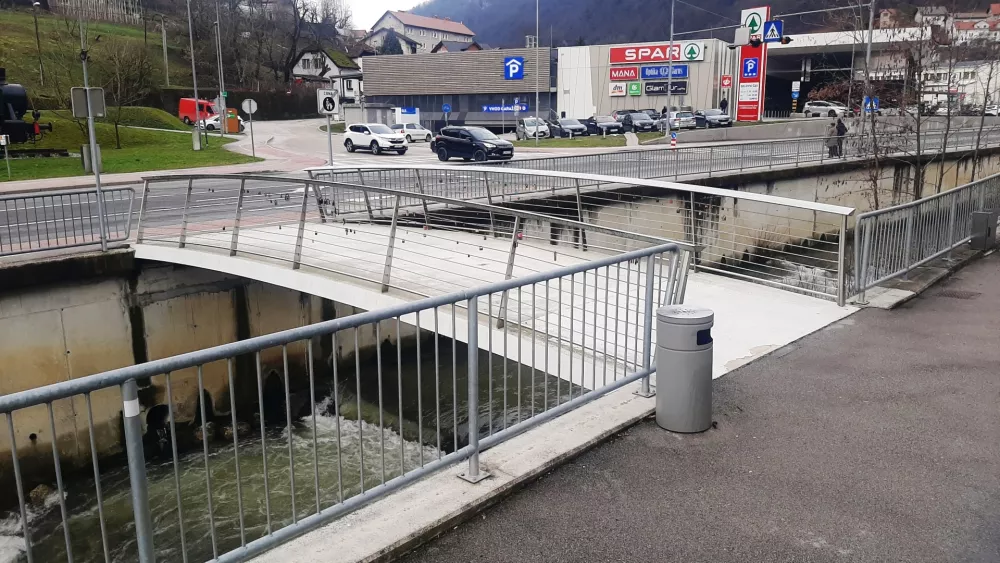 Most ljubezni Zagorje / Foto: Roman Turn&scaron;ek