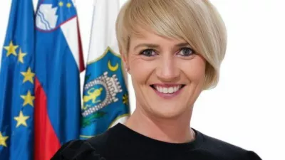 Župan Slapar razrešil podžupanjo Romano Učakar