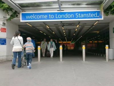 Letali&scaron;če Stansted, čez katerega naj bi Epstein tihotapil ženske. Foto: Profimedia