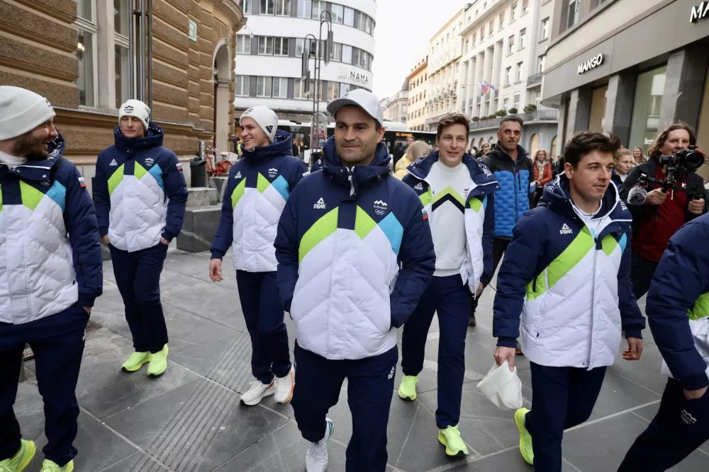 (FOTO) Slovenija bučno pozdravila junake ZOI
