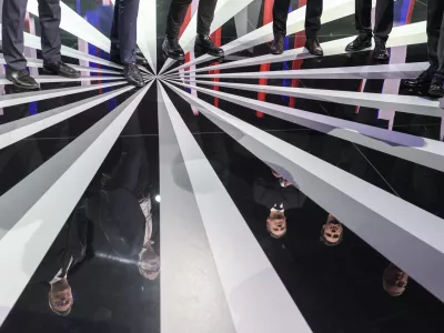 Vladimir Prebilič, Anže Logar, Matjaž Han, Miha Kordi&scaron;, Robert Golob, Luka Mesec- 19.02.2026 - Prvo soočenje predsednikov strank na RTV SLO - parlamentarne volitve 2026//FOTO: Jaka Gasar / Foto: Jaka Gasar