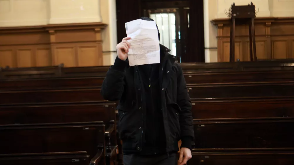 Domnevnega požigalca so izsledili s termovizijsko kamero s helikopterja