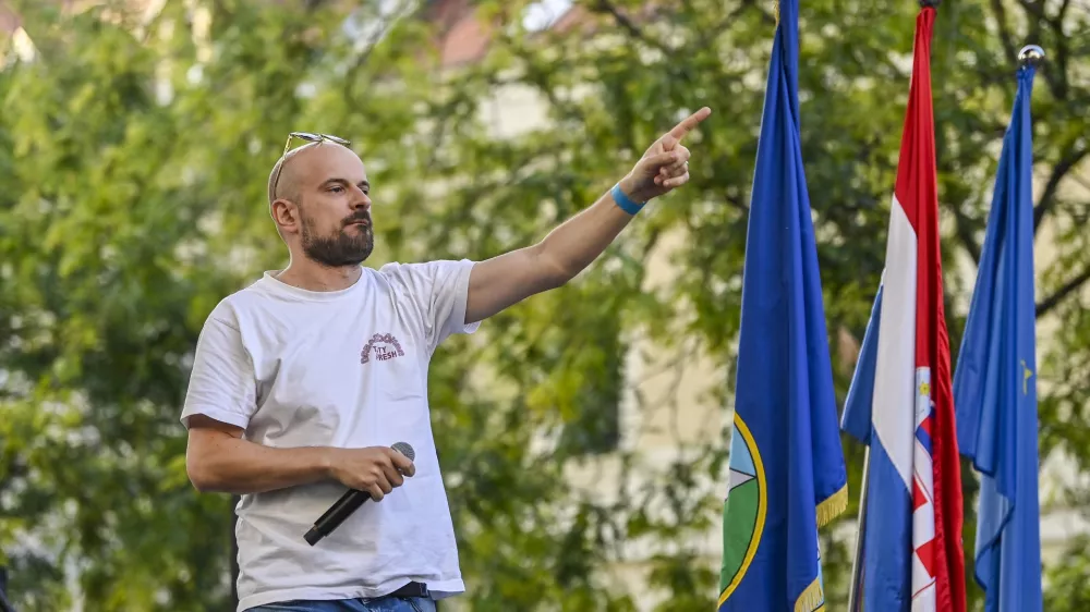 Glasbenik Vojko V, s pravim imenom Andrija Vujević, velja za najpopularnej&scaron;ega raperja na Hrva&scaron;kem. F Pixsell