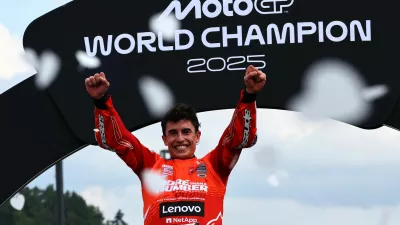 MotoGP - Japanese Grand Prix - Mobility Resort Motegi, Motegi, Japan - September 28, 2025 Ducati Lenovo Team's Marc Marquez celebrates on the podium after winning the 2025 MotoGP World Championship REUTERS/Kim Kyung-Hoon