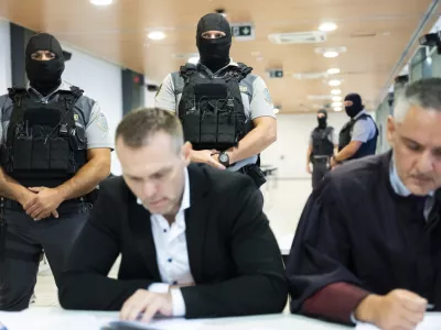 Zasli&scaron;anje policista: Je pajda&scaron; morilcev pozabil ugasniti GPS?