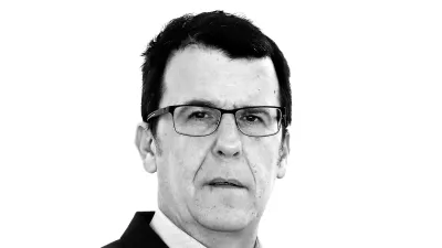 Sebastjan Morozov- Redakcija Dnevnik 2024 - portreti za komentarje in kolumne - kolumnisti - komentatorji – novinarji - portret //FOTO: Luka Cjuha