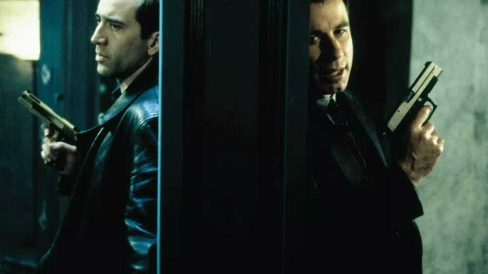 Brez obraza, Nicolas Cage, John Travolta, Paramount Pictures