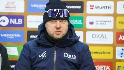 - Snežni kontrolor, Mednarodne smučarske in deskarske zveze (Fis) Jani Hladnik.- - 26.12.2024. Snežna kontrola FIS na Smučišču Podkoren pred tekmo svetovnaga pokala v slalomu in veleslalomu za ženske.//FOTO: Bojan Velikonja