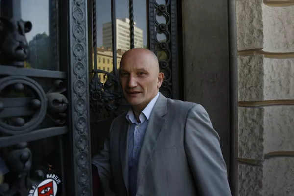 zagovornik Ivana Zidarja odvetnik Bo&scaron;tjan Penko - sojenje - nadaljevanje sojenja v zadevi Čista lopata - opravili na jbi posebno obravnavo za direktorja SCT Ivana Zidarja ter prebirali listine, ki se jih je bralo v času njegove odsotnosti - Ivana Zidarja zaradi zdravstvenih razlogov ni bilo na sodi&scaron;če //FOTO; Matej Pov&scaron;e