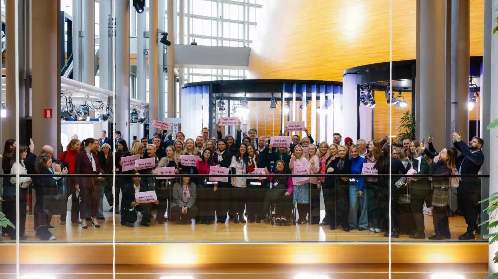 Slovenska zmaga v evropskem parlamentu in nov korak k večji za&scaron;čiti pravic žensk