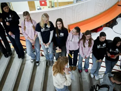 Gimnazija BežigradDijakiMladinaMladi&Scaron;ola&scaron;olanjeučenjenapredekprijateljstvo14.02.2025 Informativni dan na srednjih &scaron;olah in fakultetahFOTO: Nik Erik Neubauer / Foto: Nik Erik Neubauer