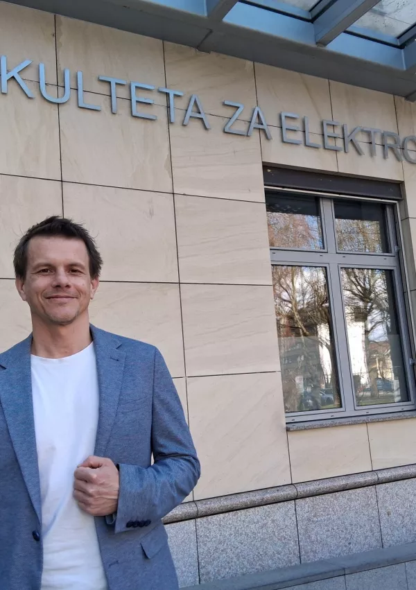 prof. dr. Bo&scaron;tjan Blažič na Fakulteti za elektrotehniko Univerze v Ljubljani / Foto: Katja Petrovec 