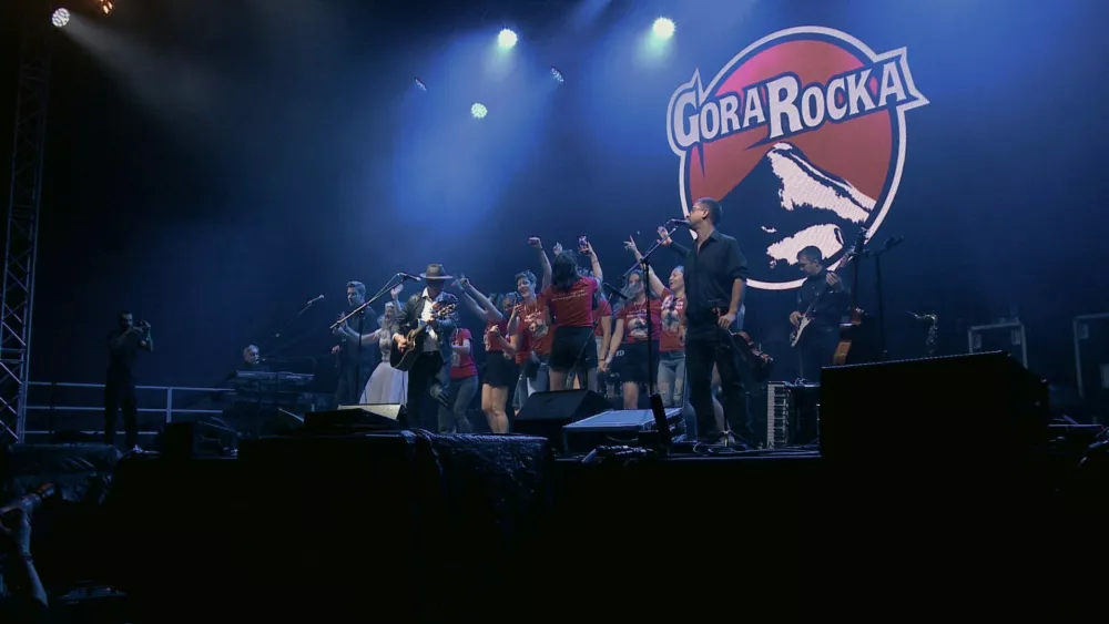 Rockerji pome&scaron;ani med va&scaron;ke babice