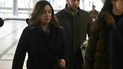 Miljana Kecmanović, mama trinajstletnika, ki je maja 2023 na beograjski šoli izvedel strelski pohod. 