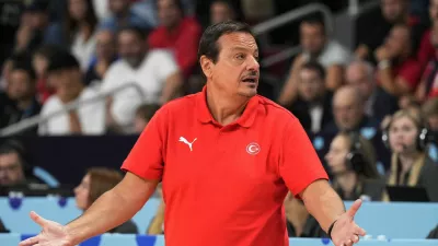 Basketball - FIBA EuroBasket 2025 - Final - Turkey v Germany - Xiaomi Arena, Riga, Latvia - September 14, 2025 Turkey head coach Ergin Ataman reacts REUTERS/Ints Kalnins
