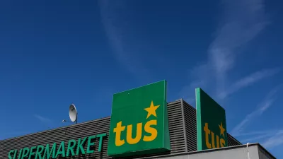 - 07.04.2025. - Trgovina Tuš, Cesta v Mestni log, Ljubljana.//FOTO: Bojan Velikonja