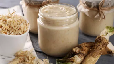 Hren lahko shranimo za dalj časa. / Foto: Istock