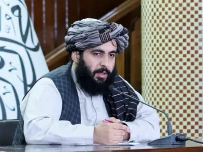 Taliban Deputy Spokesman Hamdullah Fitrat speaks during a press conference about the conflict between Afghanistan and Pakistan, in Kabul, Afghanistan, March 3, 2026. REUTERS/Ramin Sadat