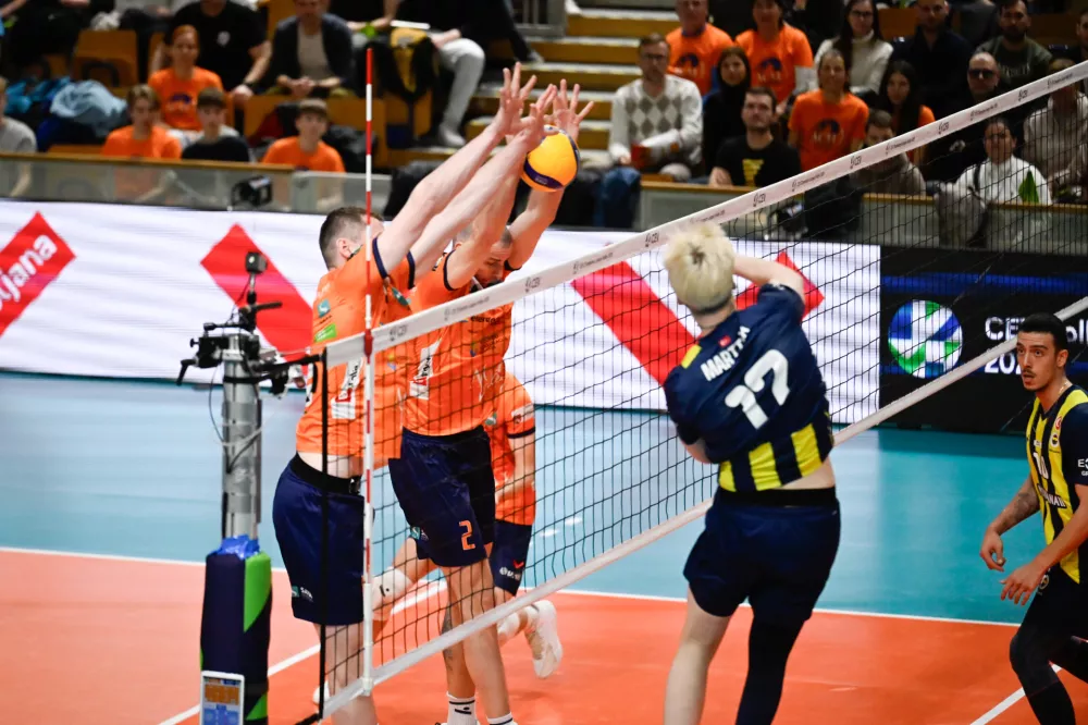05.03.2026 ACH Volley Fenerbahčefoto: Nik Erik Neubauer