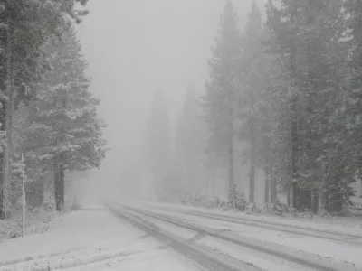 Sierra Nevada med sneženjem. Tistega usodnega dne ga je bilo sicer nekaj več, toda ne toliko, da bi se v njem zagozdili.