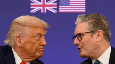 FILE PHOTO: U.S. President Donald Trump and British Prime Minister Keir Starmer announce an agreement between the two countries as they hold a press conference at Chequers at the conclusion of a state visit on September 18, 2025 in Aylesbury, Britain. Leon Neal/Pool via REUTERS/File Photo/File Photo