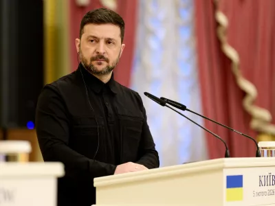 HANDOUT - 05 February 2026, Ukraine, Kiev: Ukrainian President Volodymyr Zelensky speaks during a press conference with Polish Prime Minister Donald Tusk after their meeting. Photo: -/Ukrainian Presidency/dpa - ATTENTION: editorial use only and only if the credit mentioned above is referenced in full