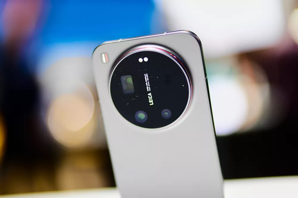 The Xiaomi 17 Ultra high-end smartphone by Xiaomi features a Leica-engineered triple camera system with a 50 MP main sensor with a Summilux lens and a 1-inch Light Fusion 1050L sensor, a 200 MP periscope telephoto lens with continuous optical zoom and OIS, a 50 MP ultra-wide lens, and a 50 MP front camera. It offers professional-grade photography, 8K/4K video capture, Leica color profiles, and advanced imaging for mobile content creation. This is showcased during the Mobile World Congress (MWC) in Barcelona, Spain, on March 3, 2026. (Photo by Joan Cros/NurPhoto)NO USE FRANCE