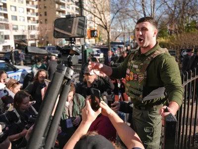 Jake Lang demonstrates outside Gracie Mansion after a news conference by New York Mayor Zohran Mamdani, Monday, March 9, 2026, in New York. (AP Photo/Angelina Katsanis)