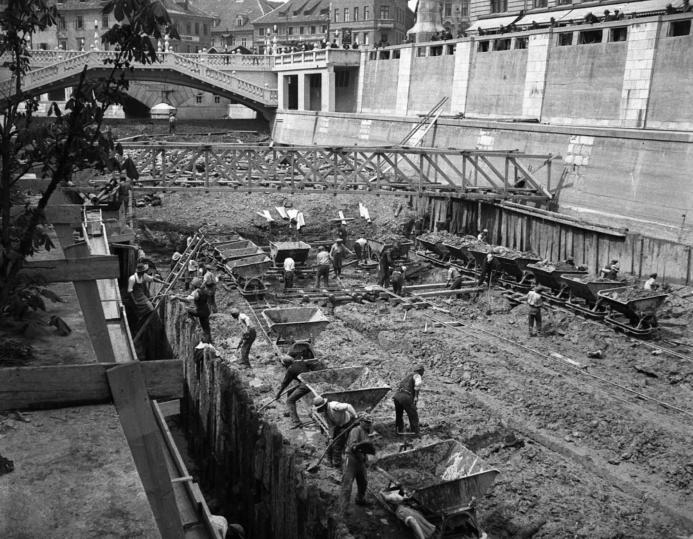 Pionir reportažne fotografije: Zgodbe Ljubljane izpred stotih let