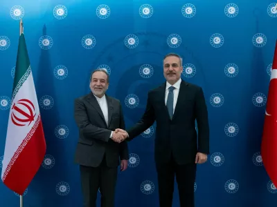 Turkish Foreign Minister Hakan Fidan shakes hands with Iranian Foreign Minister Abbas Araqchi before their meeting in Istanbul, Turkey, January 30, 2026. Turkish Foreign Ministry/Handout via REUTERS ATTENTION EDITORS - THIS PICTURE WAS PROVIDED BY A THIRD PARTY. NO RESALES. NO ARCHIVES.