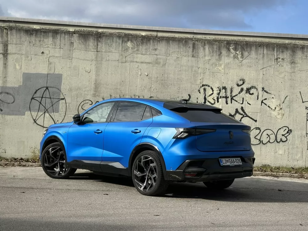 Renault rafale / Foto: Matjaž Terzič