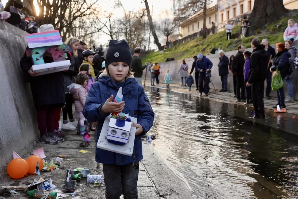 (VIDEO) Gregorčki napovedali prihod pomladi