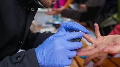 Zdravstvo, merjenje holesterola, holesterol, srčno žilne bolezni, zdravstvo, zdravje, zdravstvena politika- 19.04.2017 - Akcija &scaron;tudentov medicine za bolj&scaron;e zdravje. //FOTO: Bojan Velikonja