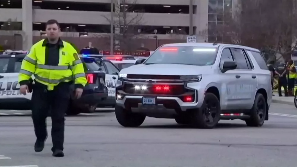 Police deploy after a gunman opened fire at Old Dominion University in Norfolk, U.S., March 12, 2026, in a still image from video.  ABC Affiliate WVEC via REUTERS.   NO RESALES. NO ARCHIVES THIS IMAGE HAS BEEN SUPPLIED BY A THIRD PARTY. MANDATORY CREDIT
