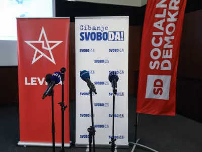 - simbolična fotografija - - &scaron;tab Gibanja svobode, Levice in Socialnih demokratov - koalicija- 27.11.2022 &ndash; Referendumi 2022 &ndash; glasovanje o treh zakonodajnih referendumih, in sicer o&nbsp;noveli Zakona o vladi, noveli Zakona o dolgotrajni oskrbi in noveli Zakona o Radioteleviziji Slovenija&nbsp;&nbsp;//FOTO: Luka Cjuha
