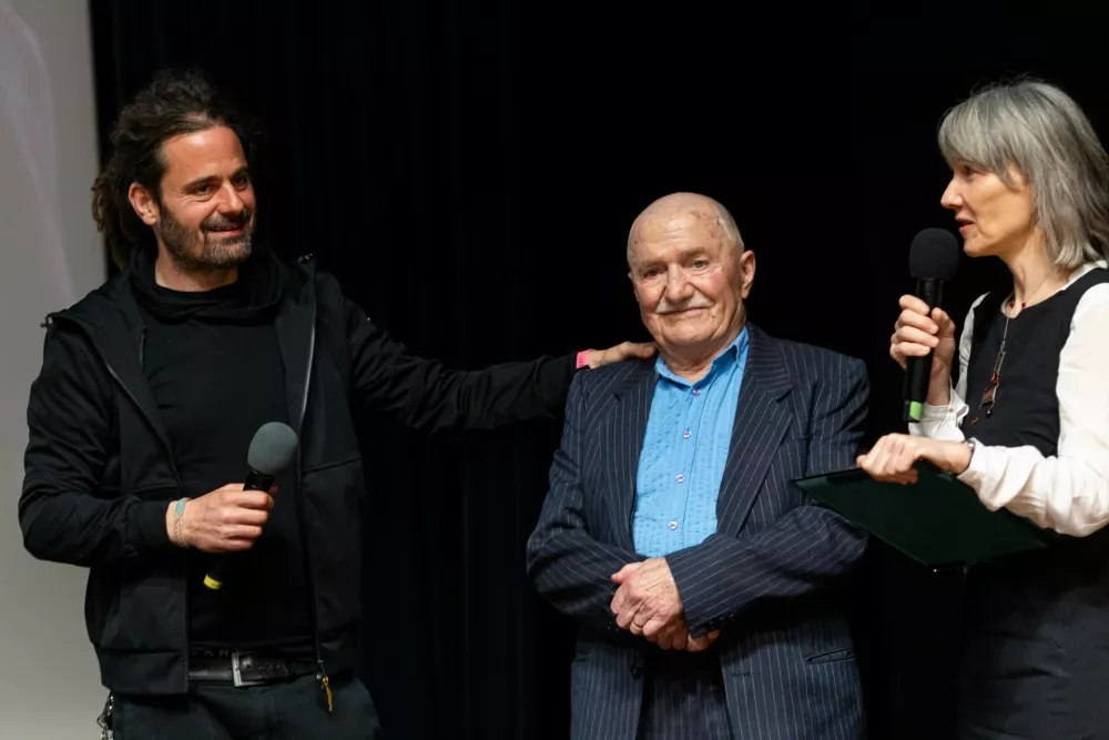 Režiser Sini&scaron;a Gačić in Marijan Čurin Janžekovič po premieri filma Ples življenja v Cankarejevem domu.